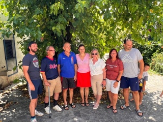 Michelle Keller with relatives 